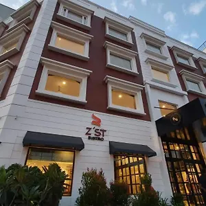 https://18-rooms.kerala-hotels.net